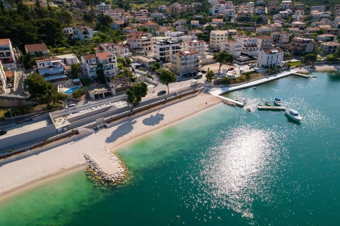 טרוגיר Apartments Gracia & Toni מראה חיצוני תמונה