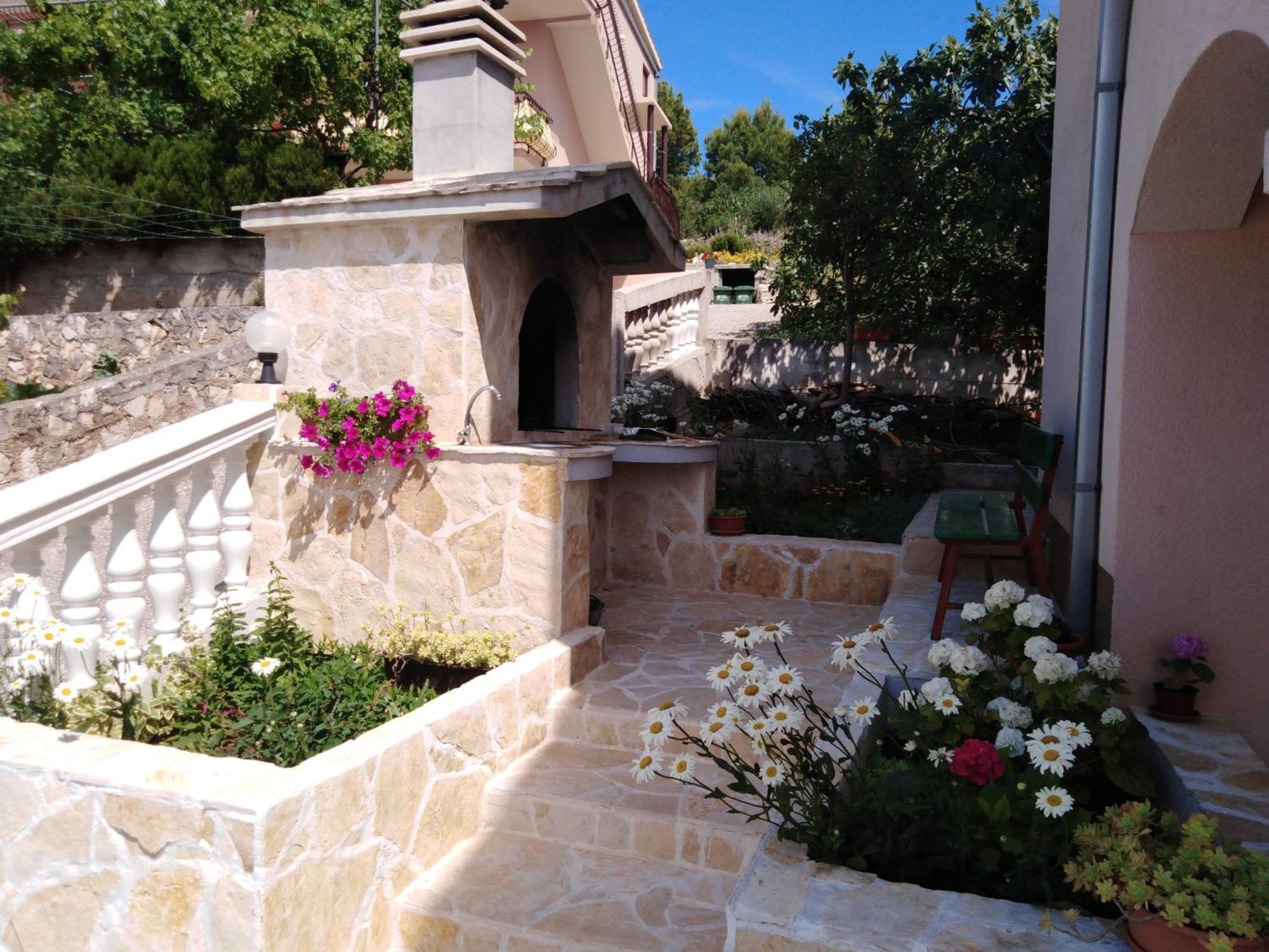 טרוגיר Apartments Gracia & Toni מראה חיצוני תמונה