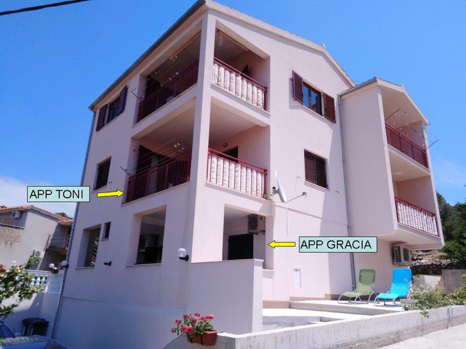 טרוגיר Apartments Gracia & Toni מראה חיצוני תמונה