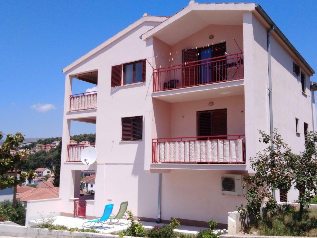טרוגיר Apartments Gracia & Toni מראה חיצוני תמונה